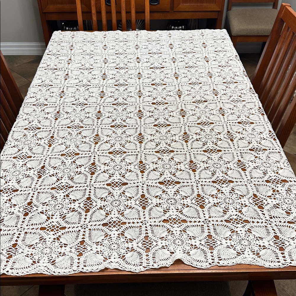 ♥️New Unused ,Handmade, Intricate White Crochet Tablecloth 64”L x57” W Approx.